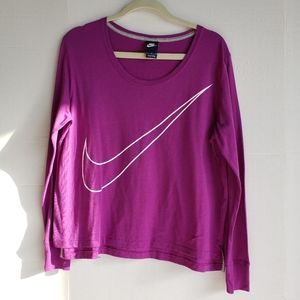 Nike Long sleeve top. Size Medium